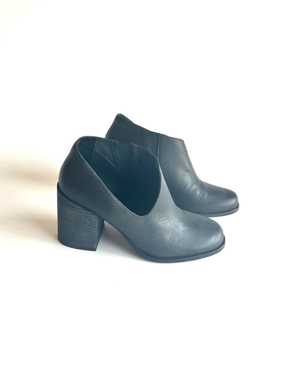 Free People Black Genuine Leather Heeled Ankle Boots size EUR 38, US 7.5